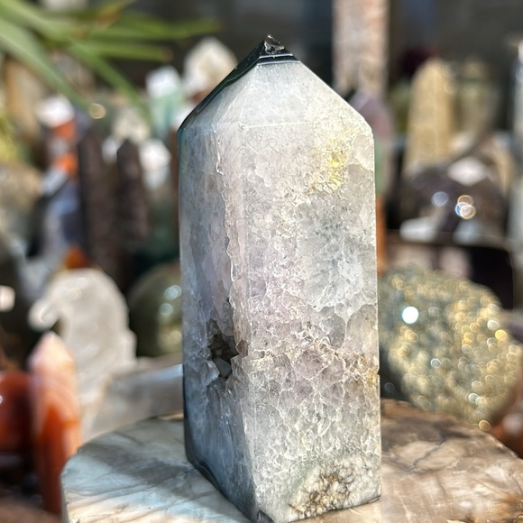 🎄SALE🎄Agate 4 Sided Crystal Point With Druzy! - Picture 7 of 14